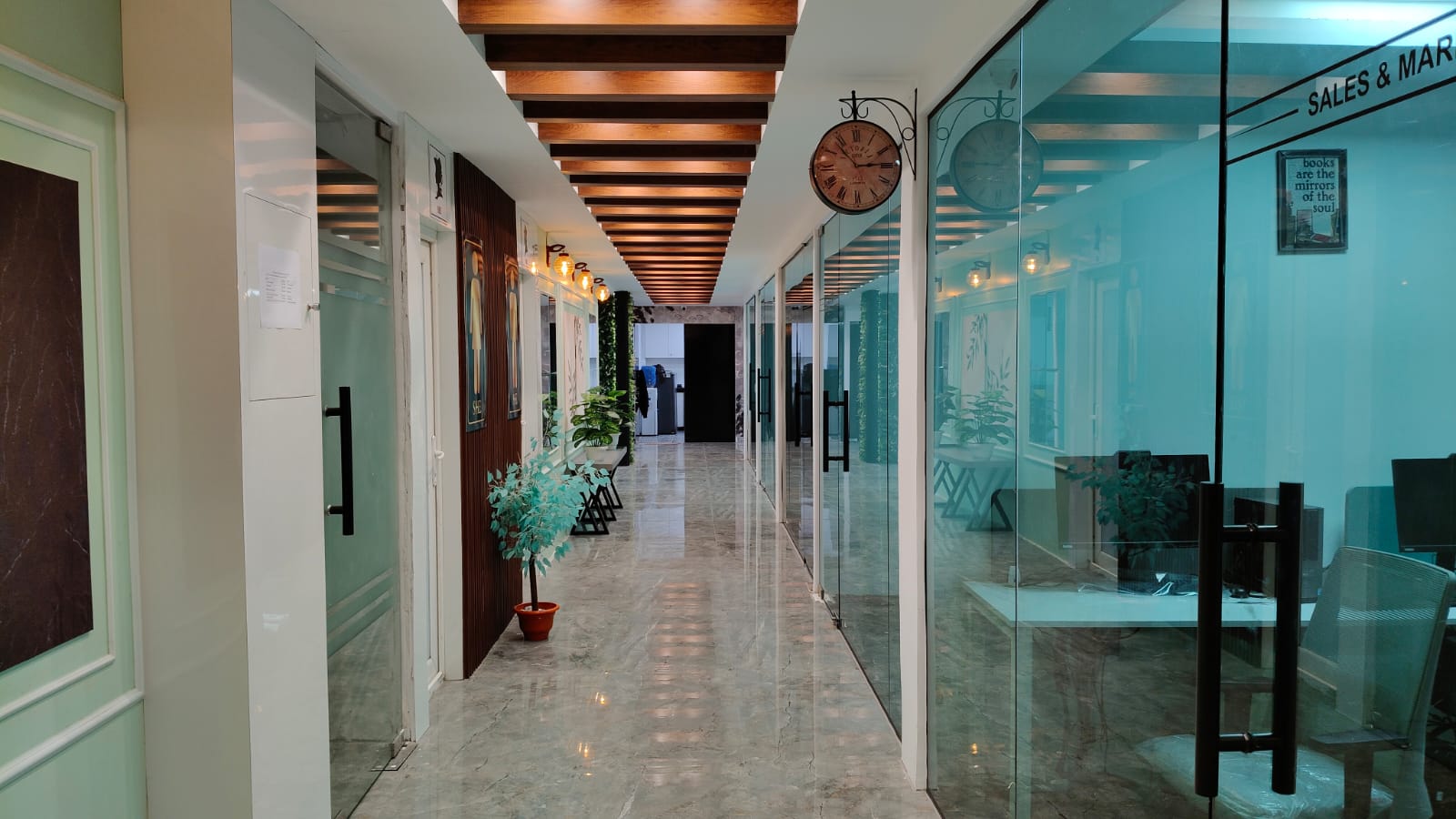 SN Capital Office