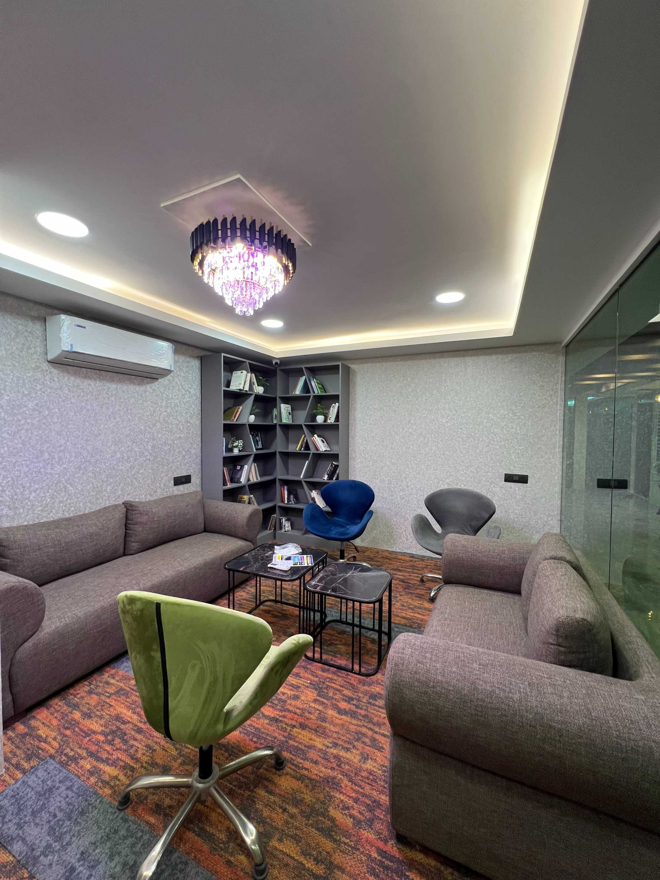 Gallery photo